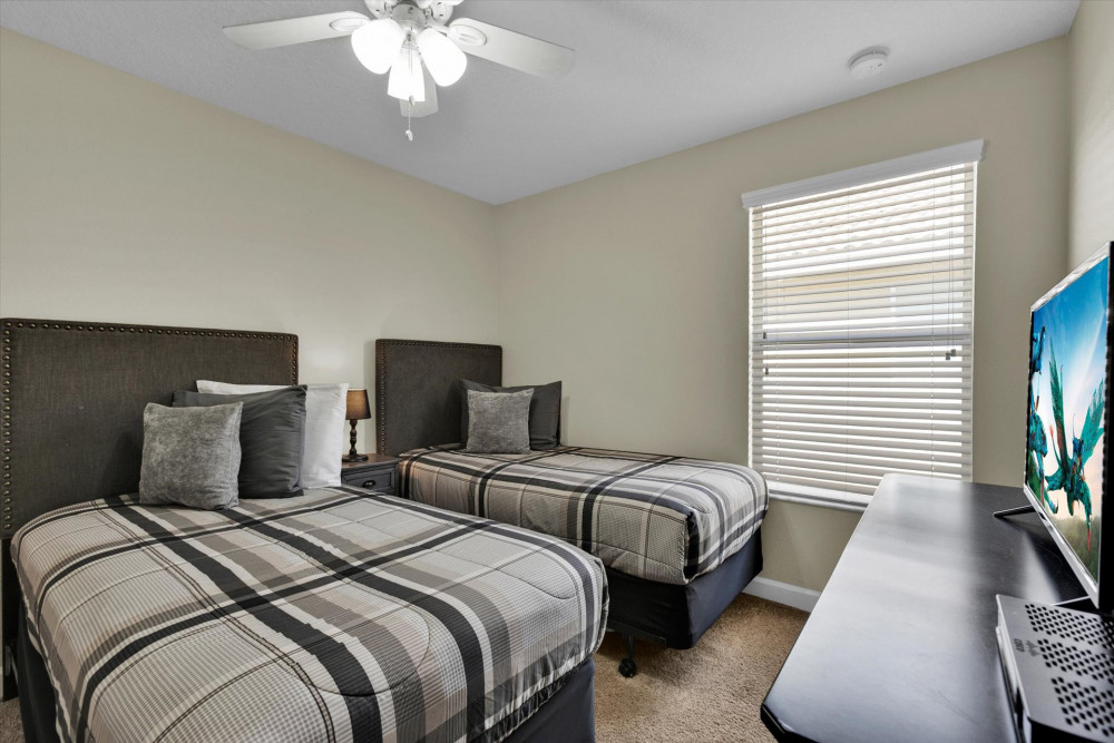 Paradise Palms Resort 353