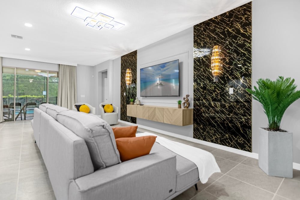 Windsor at Westside 1254