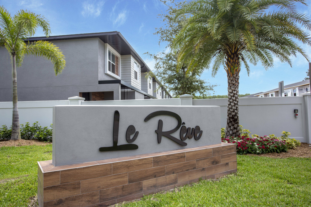 Le Reve Resort 31
