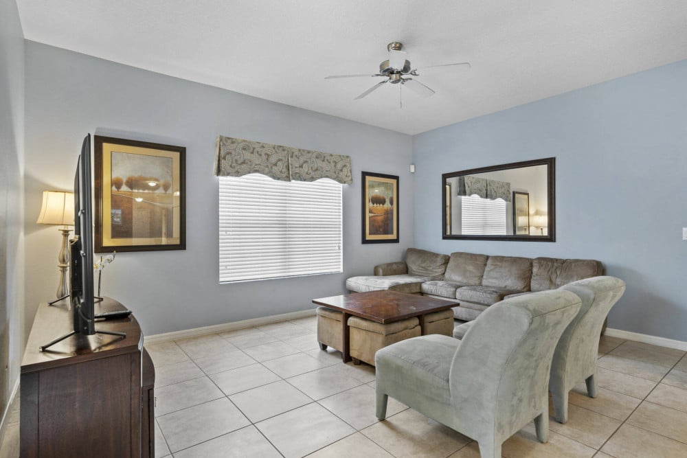 Paradise Palms Resort 355