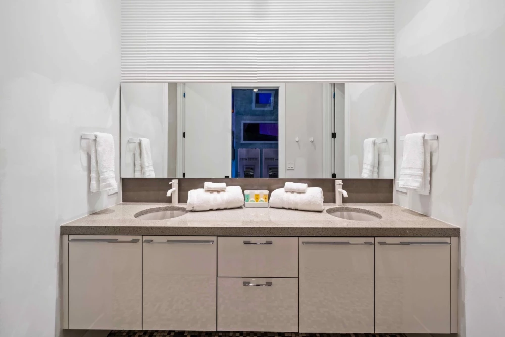 Reunion Resort 7600