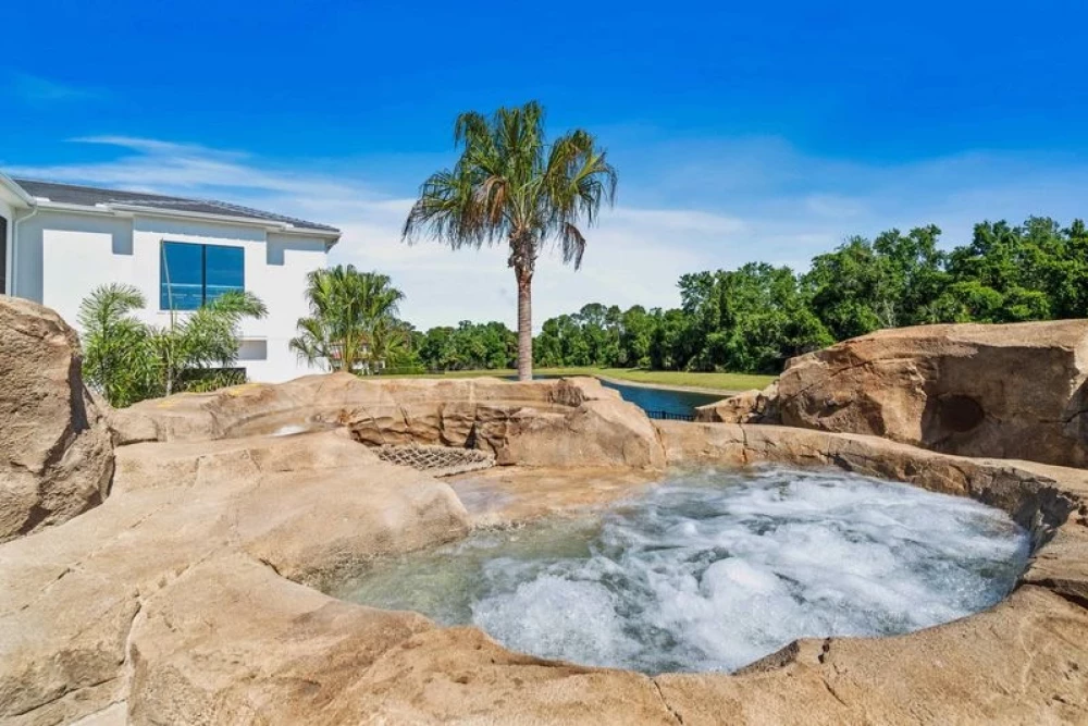 Reunion Resort 7600