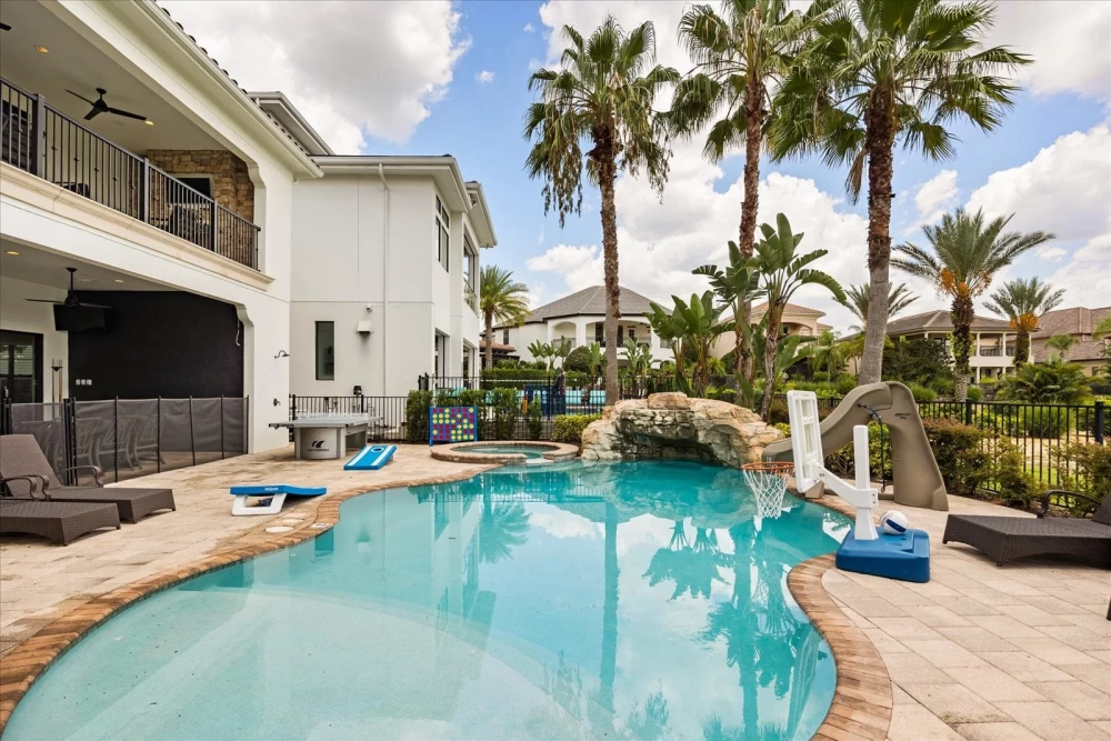 Reunion Resort 2900
