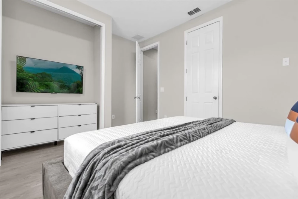 Solara Resort 563