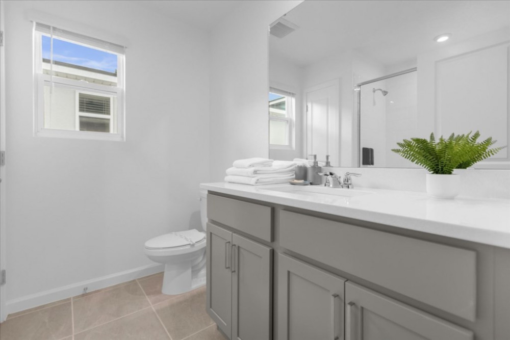 Solara Resort 569