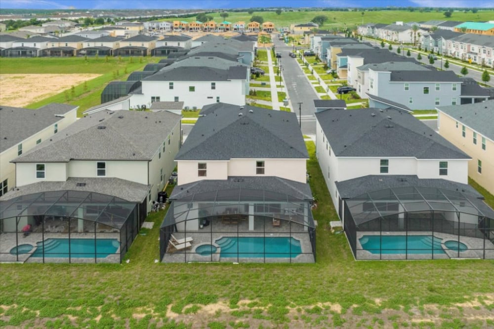 Solara Resort 569
