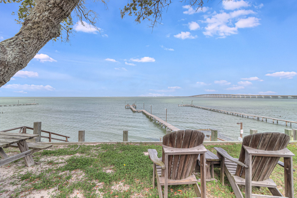 Rockport 38