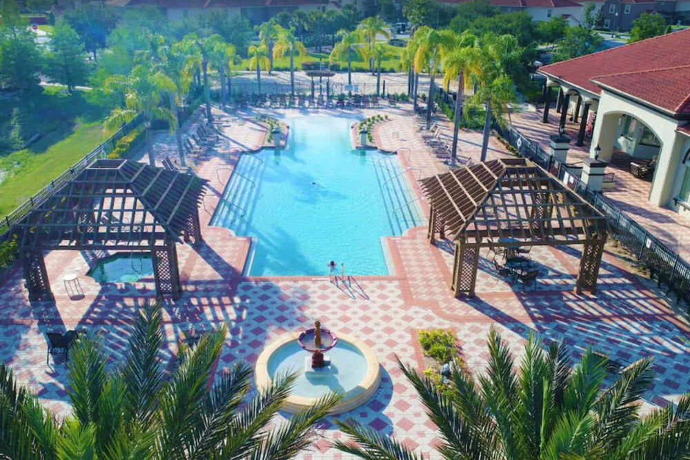 Bella Vida Resort 243