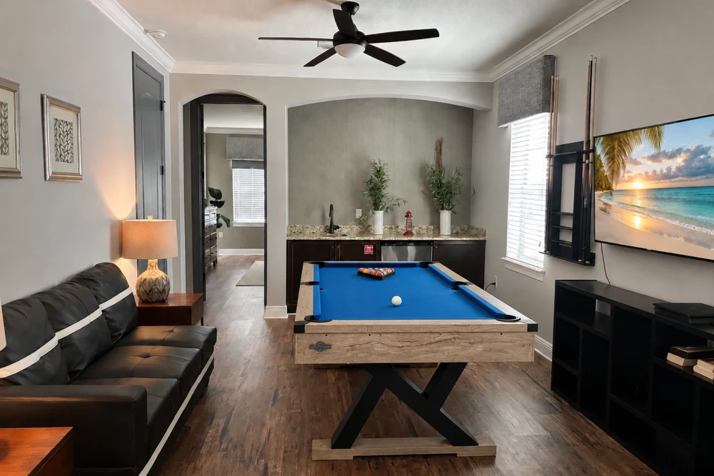 Reunion Resort 700