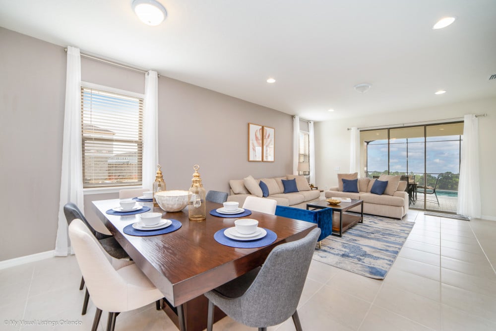 Windsor at Westside 300