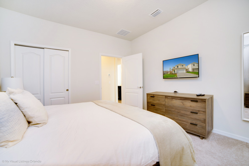 Windsor at Westside 300