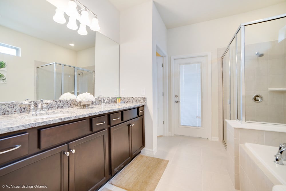 Windsor at Westside 300