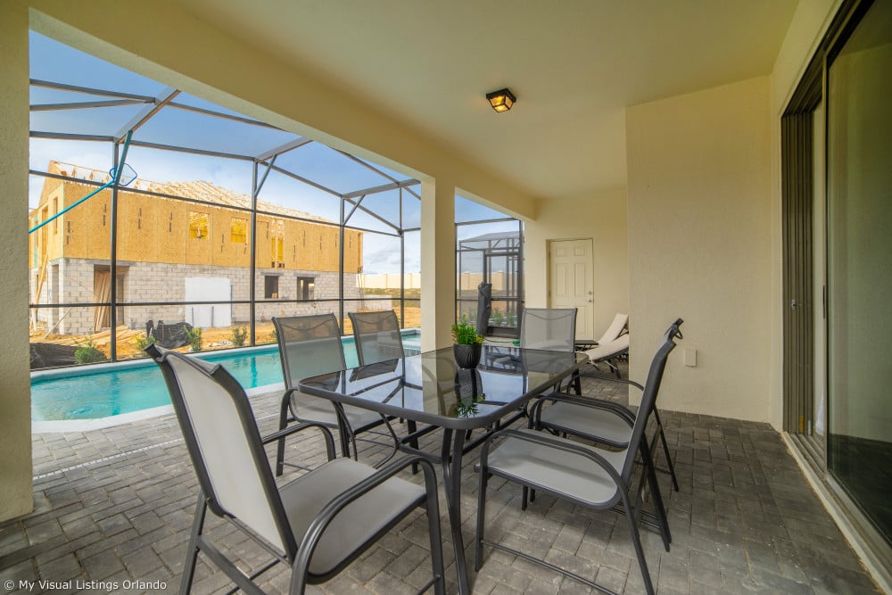 Windsor at Westside 300