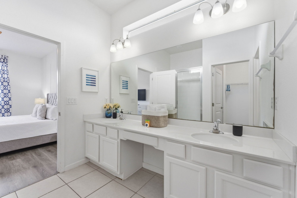 Bella Vida Resort 246