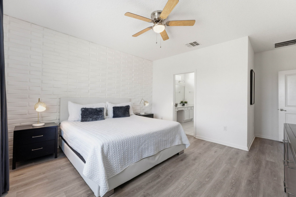 Bella Vida Resort 246