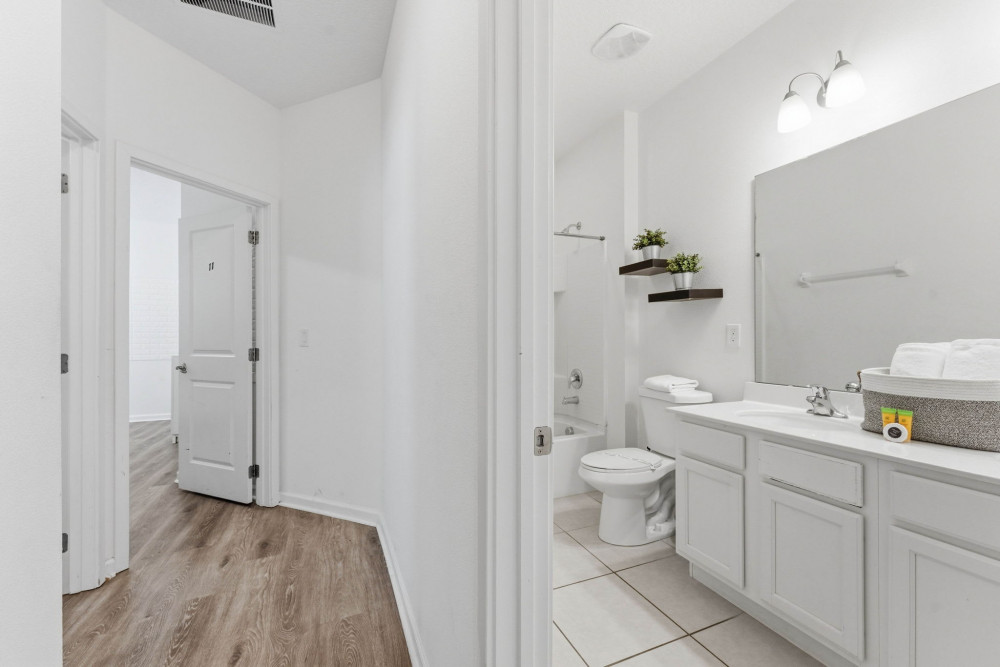 Bella Vida Resort 246