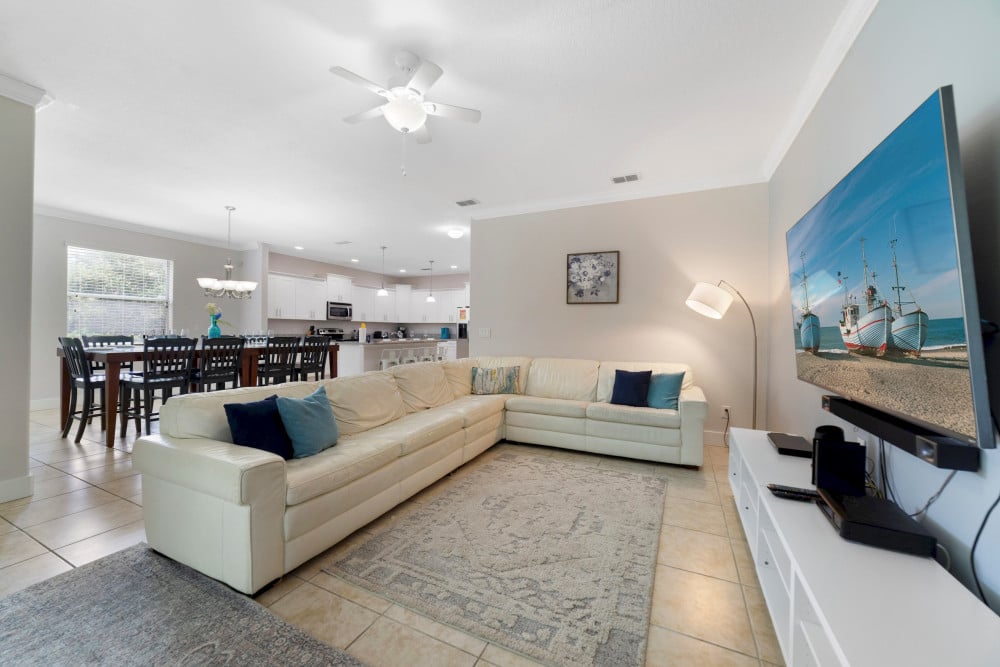 Paradise Palms Resort 360