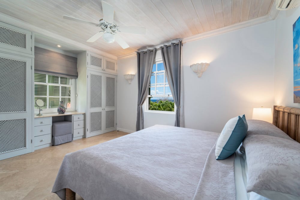 Beacon Hill 305 - The Penthouse