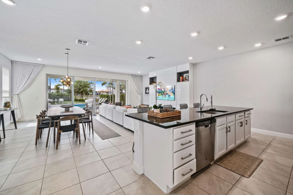 Reunion Resort 7700