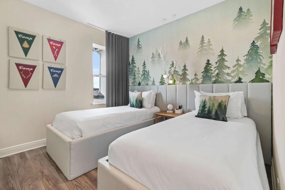 Reunion Resort 7700