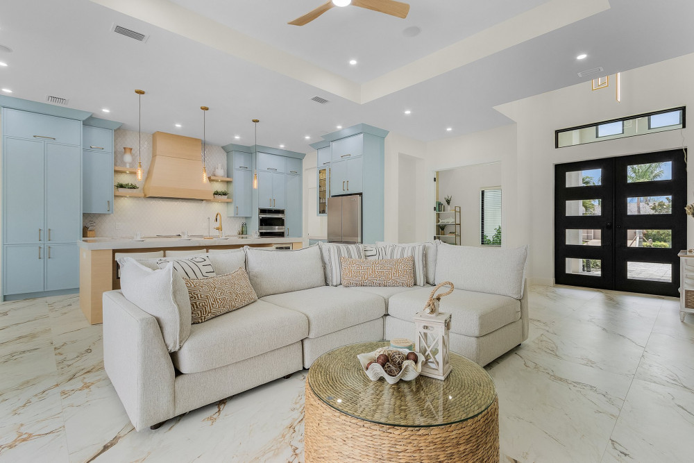 Cape Coral 1047