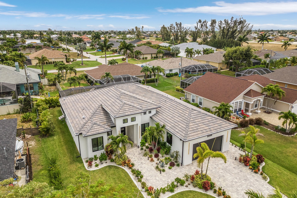 Cape Coral 1047
