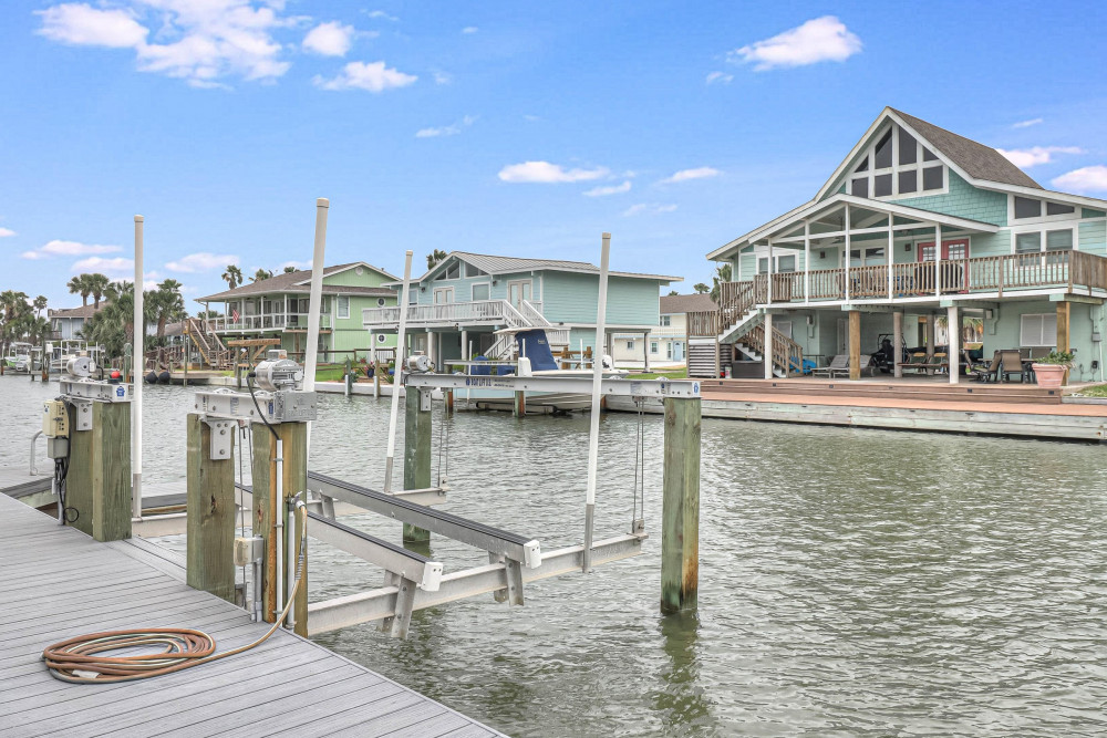 Rockport 46