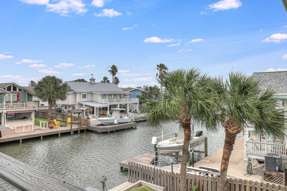 Rockport 46
