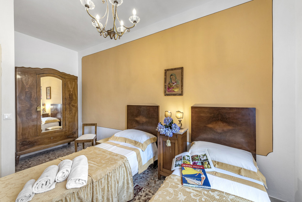 Tuscany 34