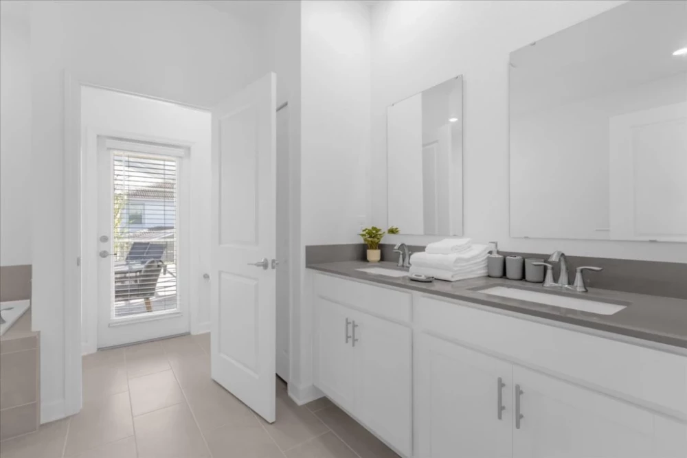 Championsgate 729