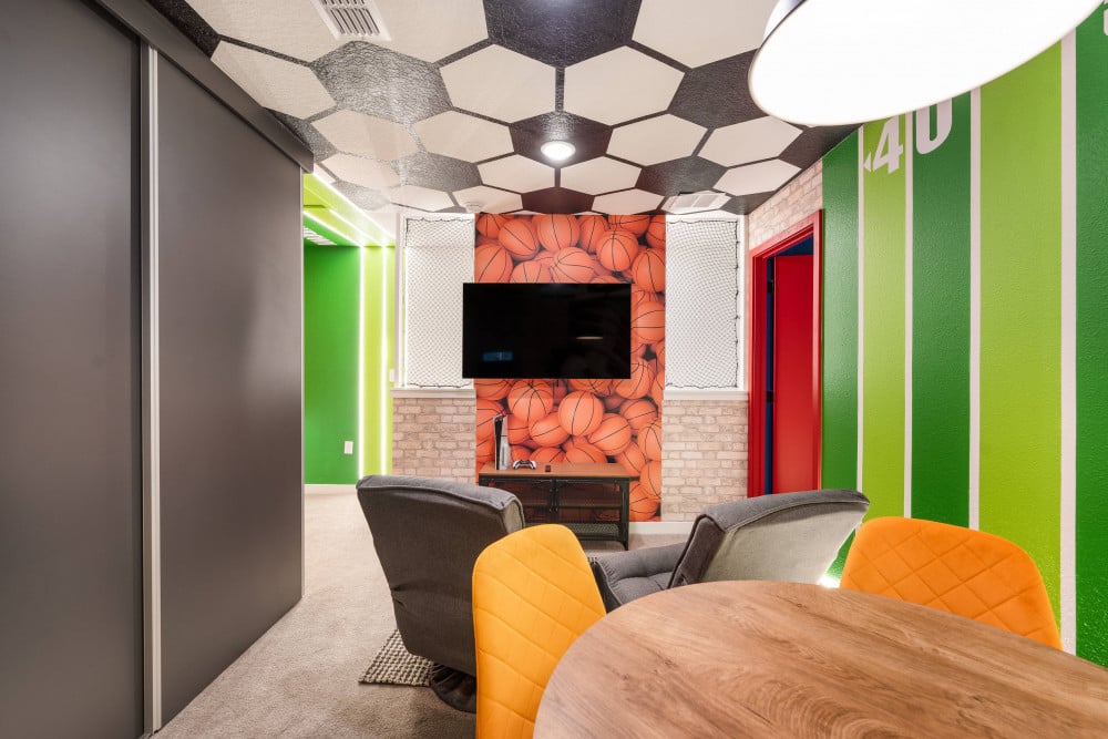 The Hub at Westside 10