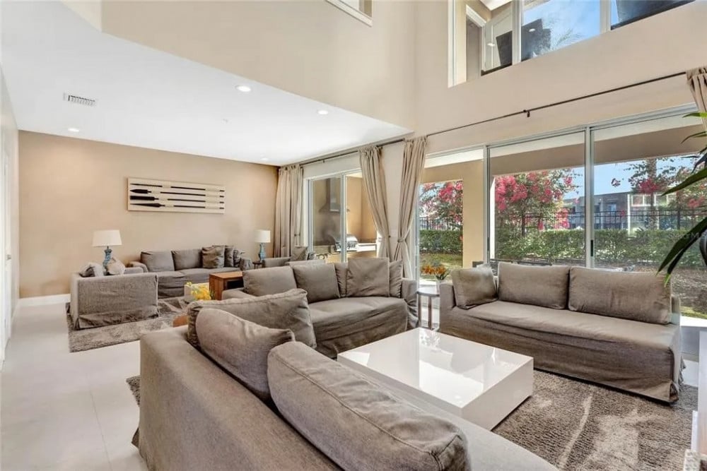 Magic Village Yards 8