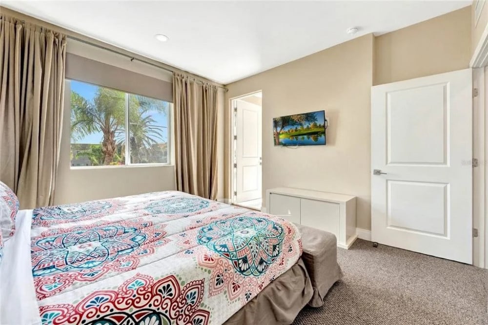 Magic Village Yards 8