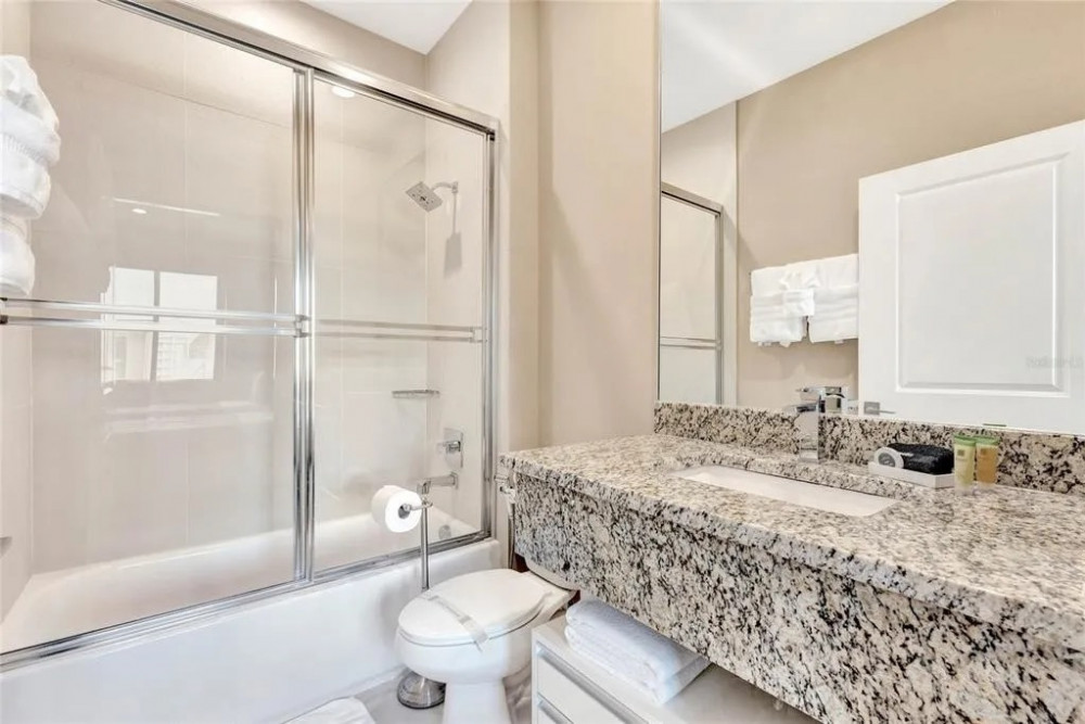 Magic Village Yards 8