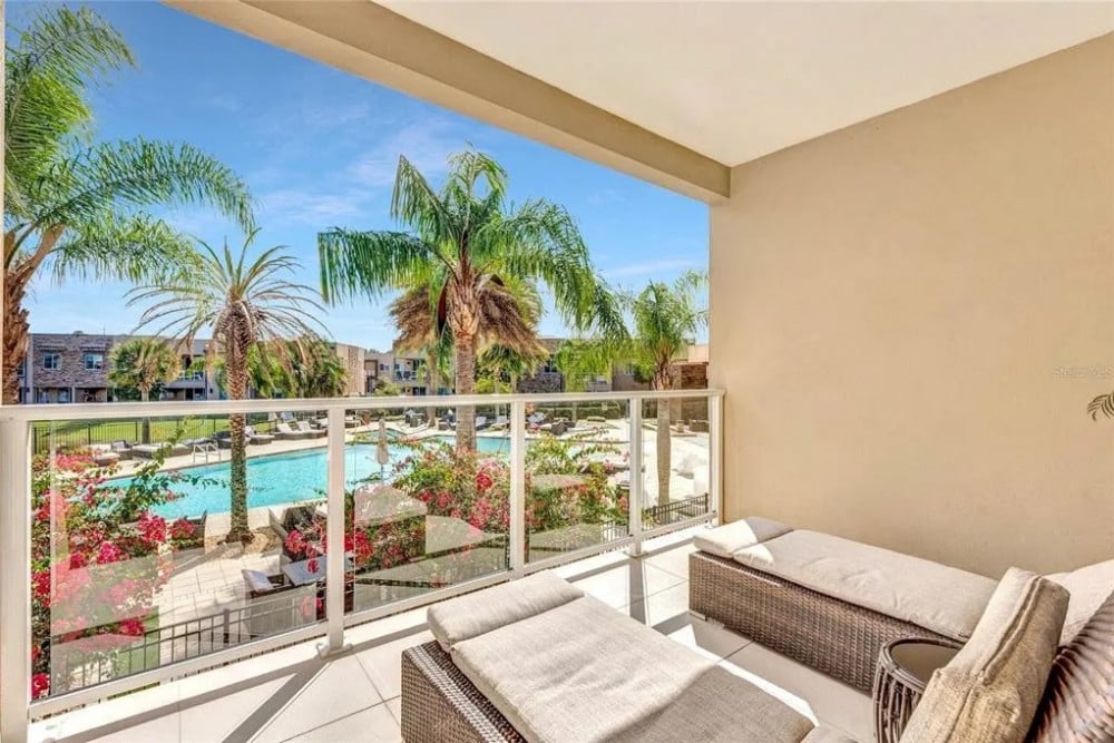 Magic Village Yards 8