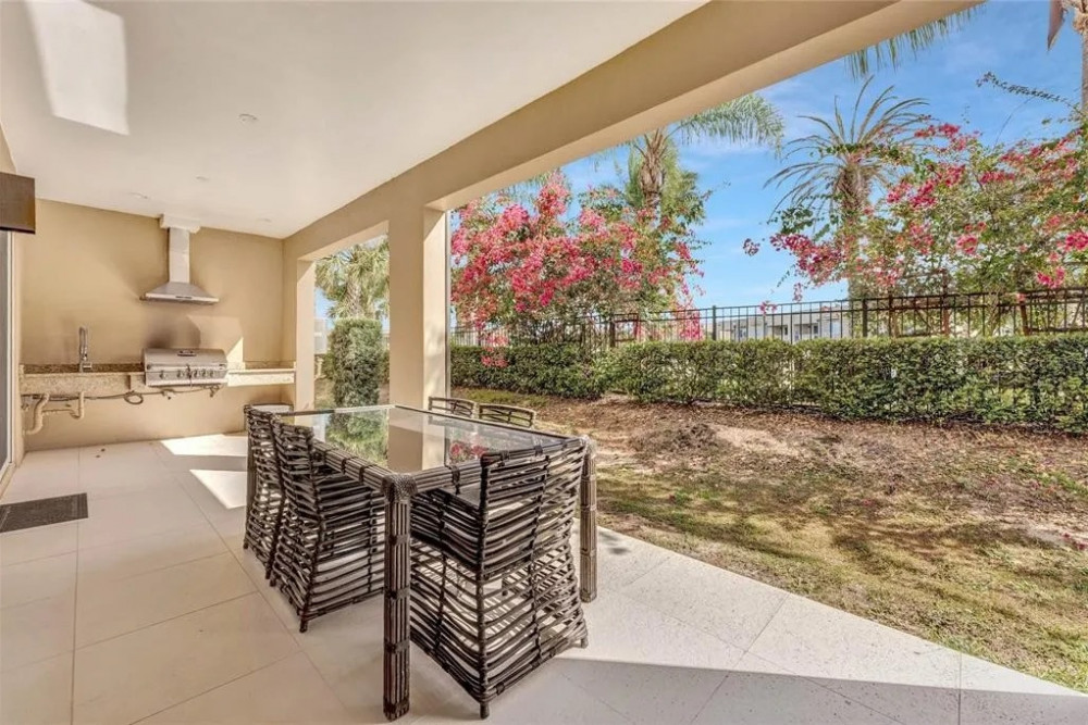 Magic Village Yards 8