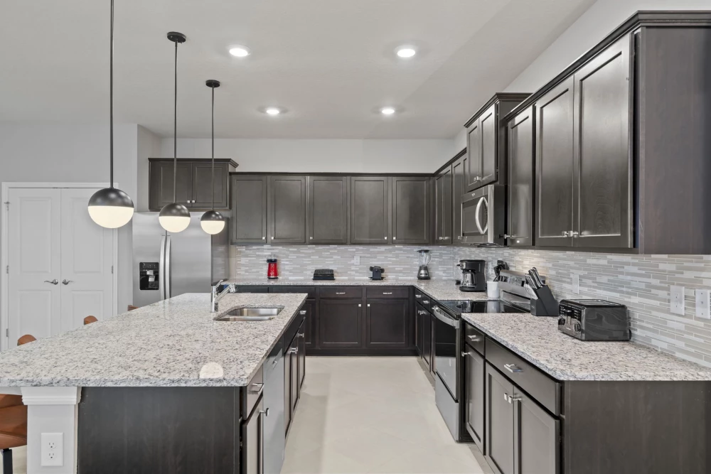 Windsor Cay 41
