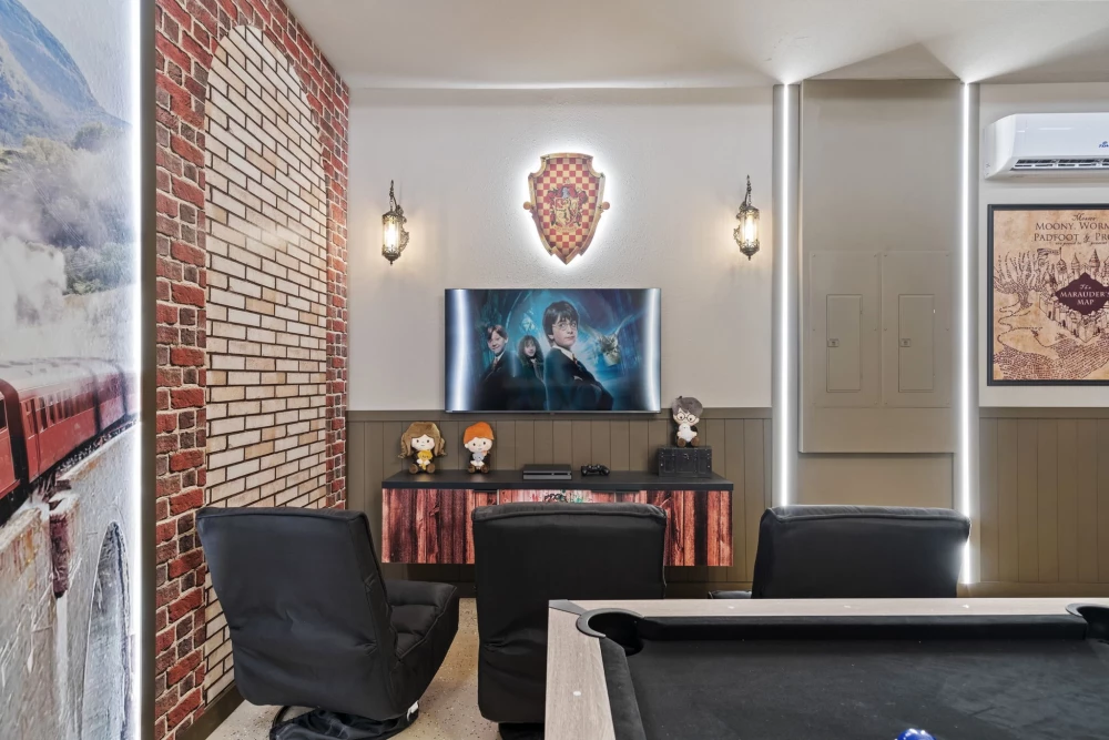 Windsor Cay 41