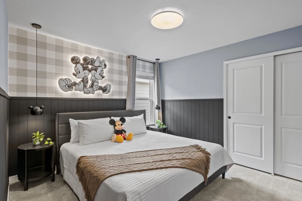 Windsor Cay 41