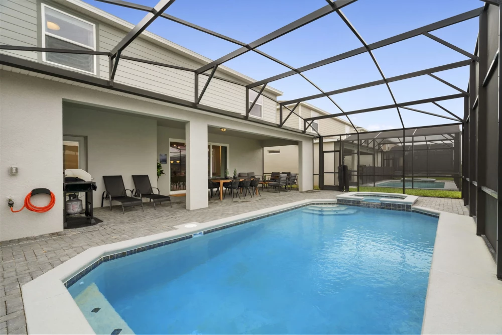 Windsor Cay 41