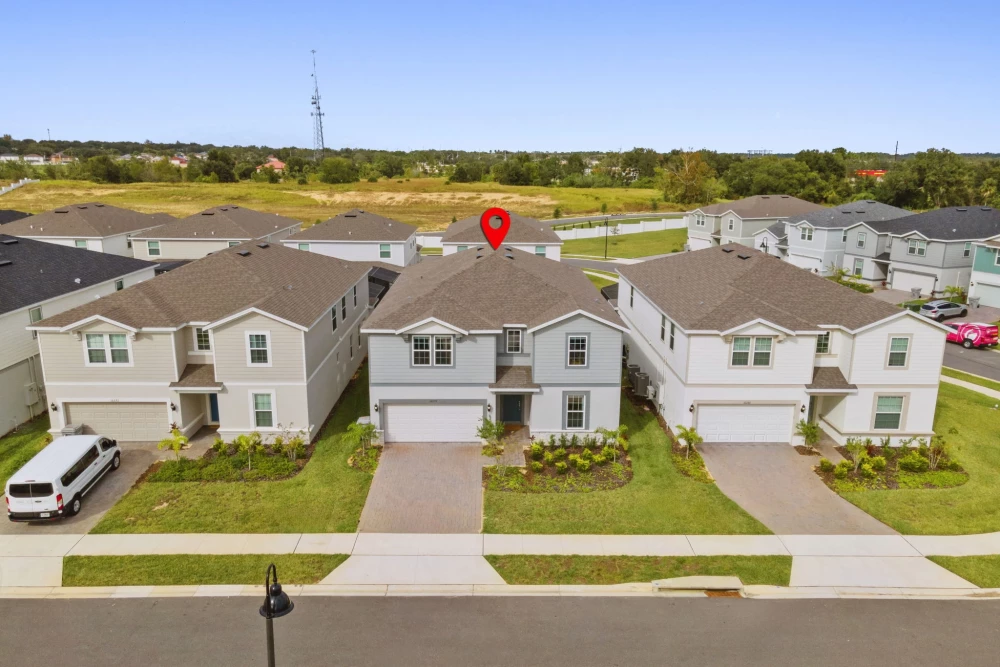 Windsor Cay 41