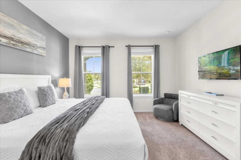 Solara Resort 650