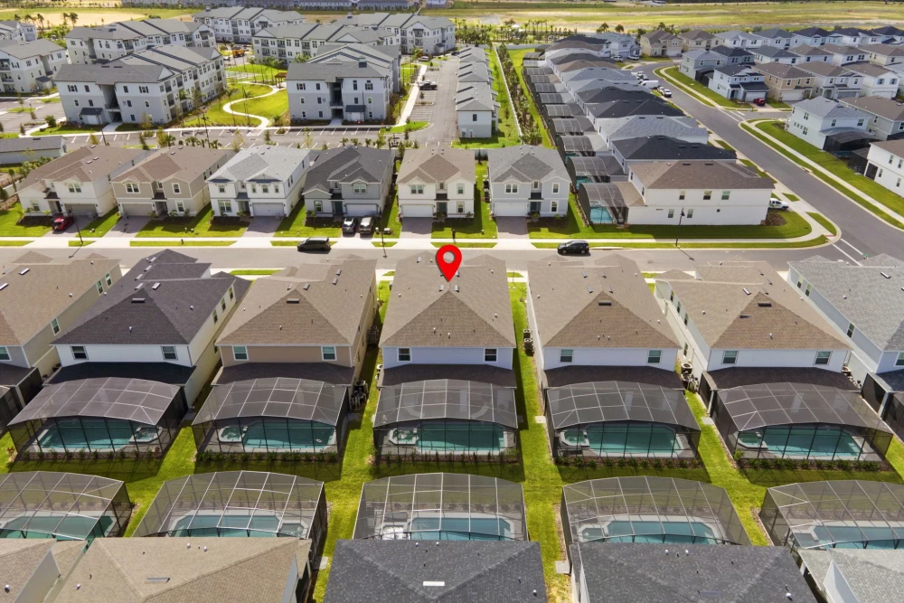 Windsor Cay 24