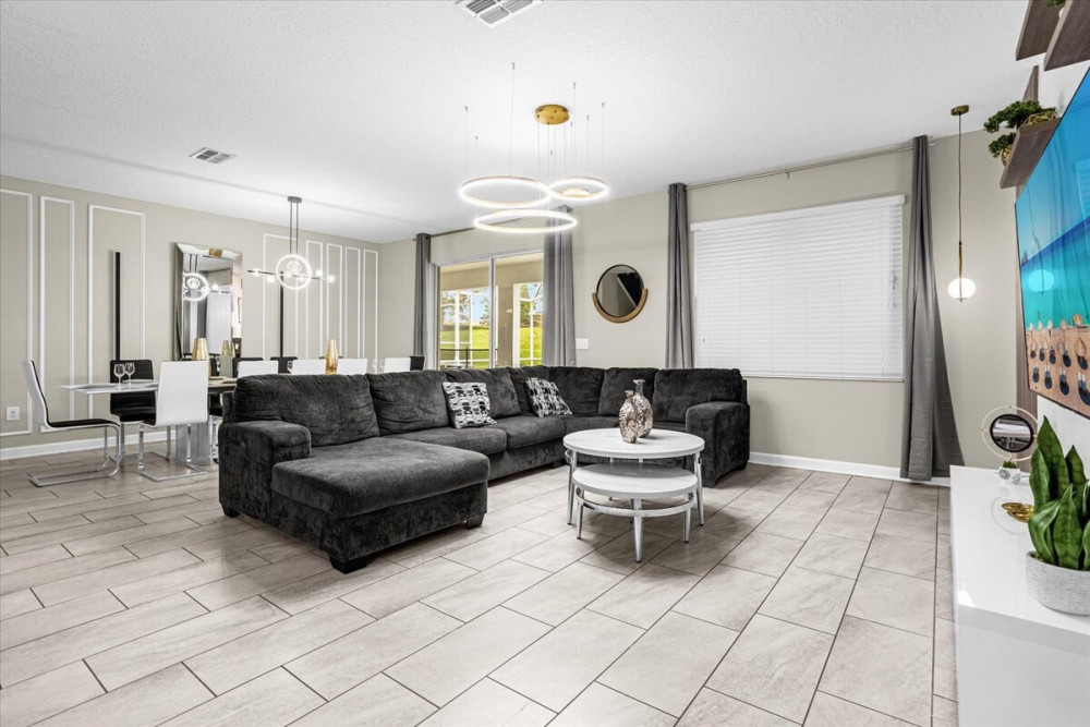 Championsgate 885
