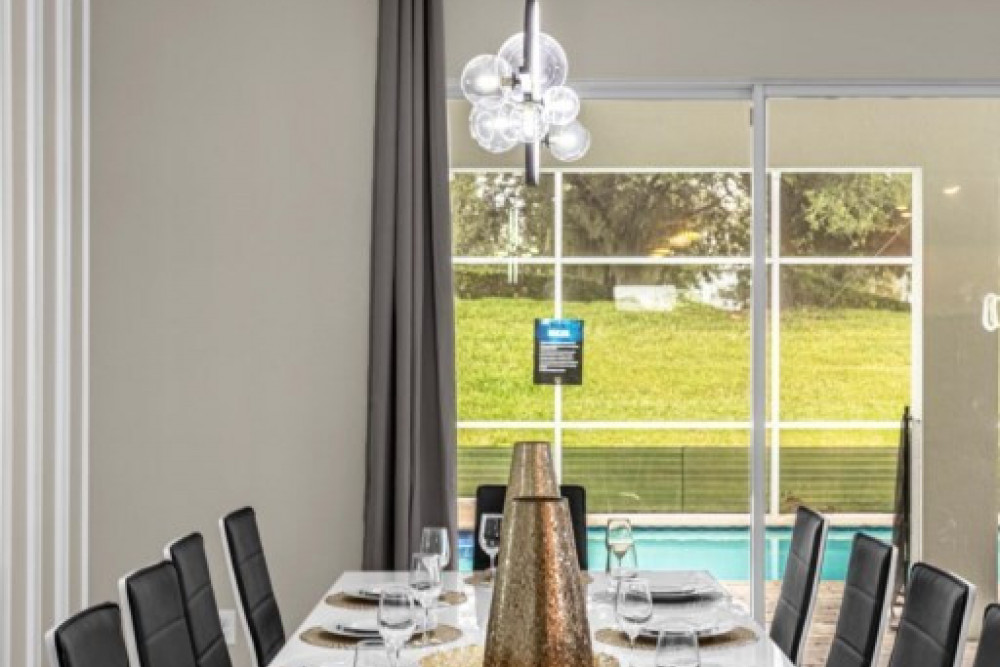 Championsgate 885