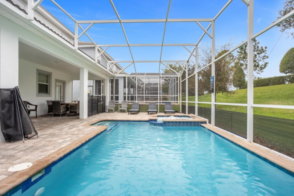 Championsgate 885