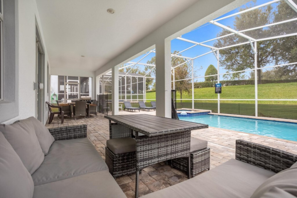 Championsgate 885