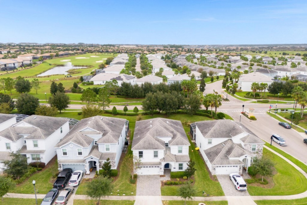 Championsgate 885