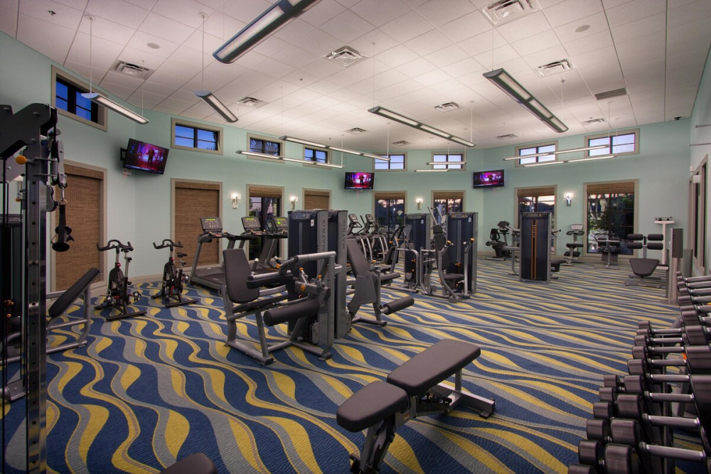 Championsgate 885