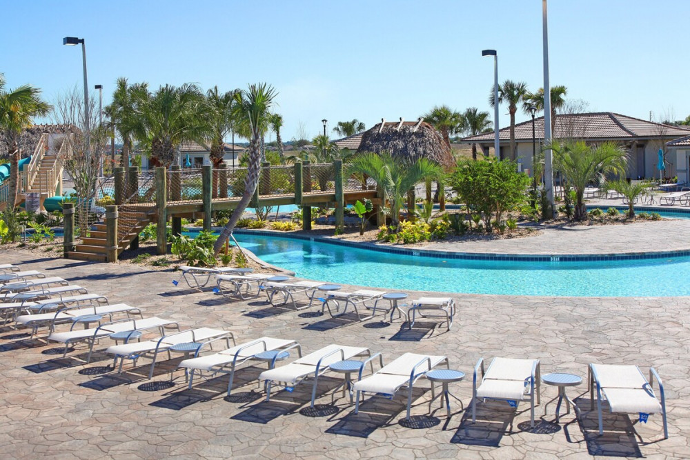 Championsgate 885